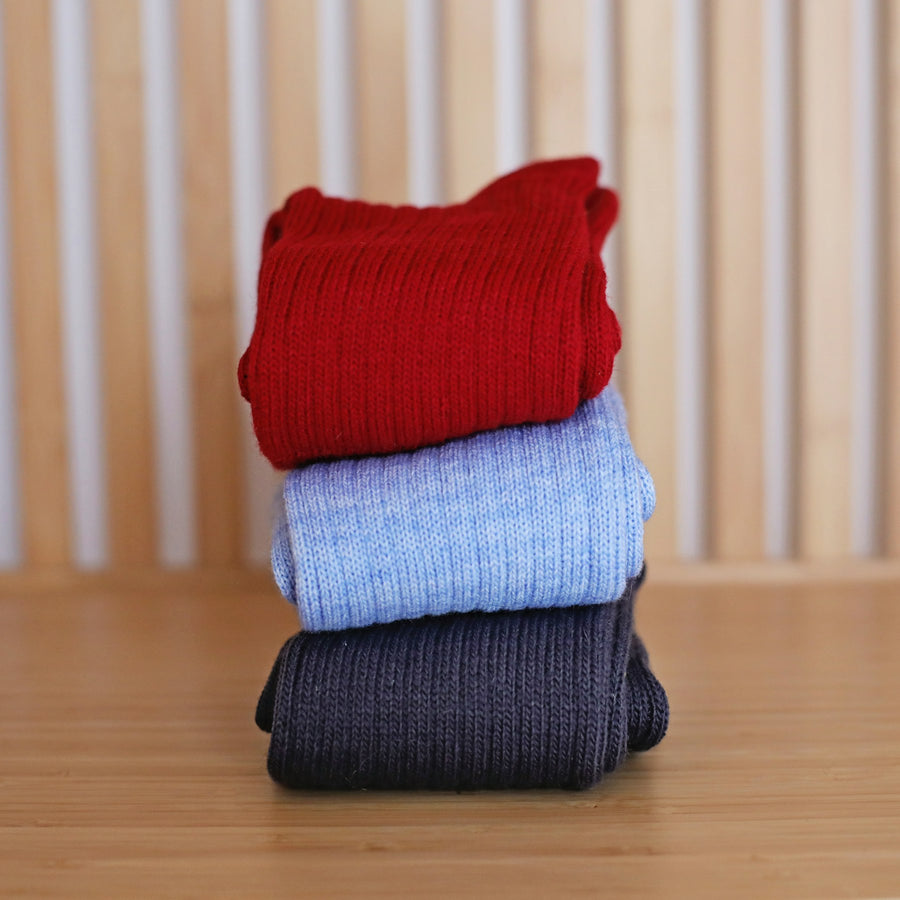 Comfort Crew Socks (3-Pack) — Cushioned crew socks with arch support and a breathable knit.